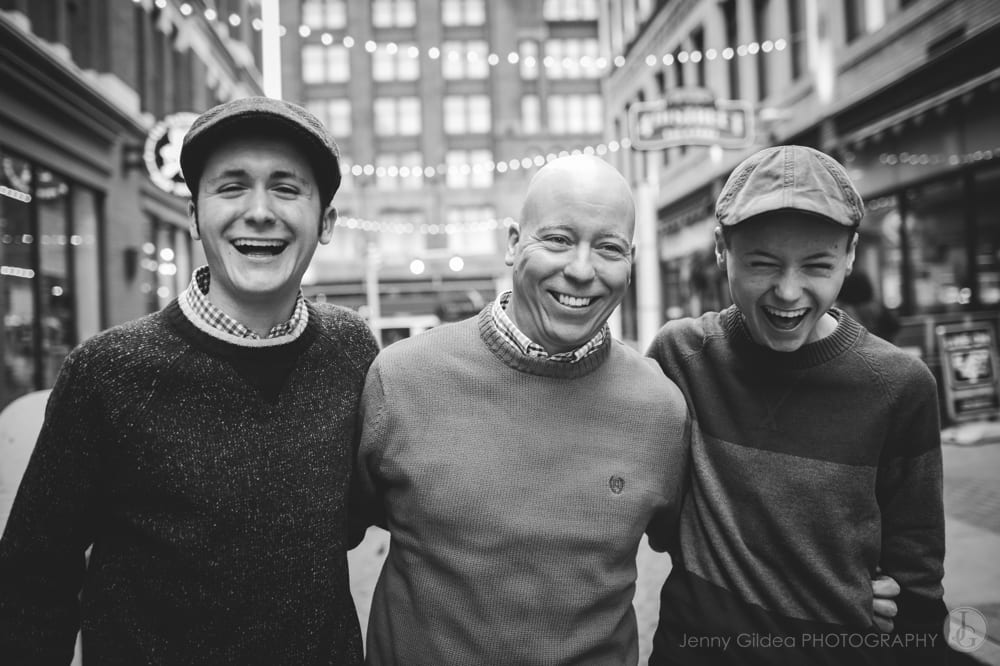 Downtown-Cleveland-Family-Photographer